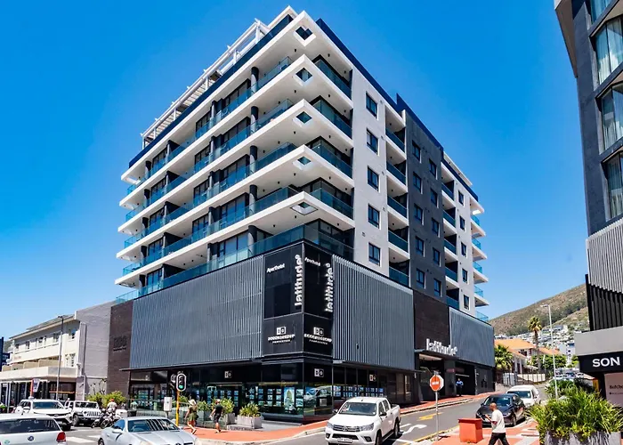 Latitude By TotalstayAparthotel